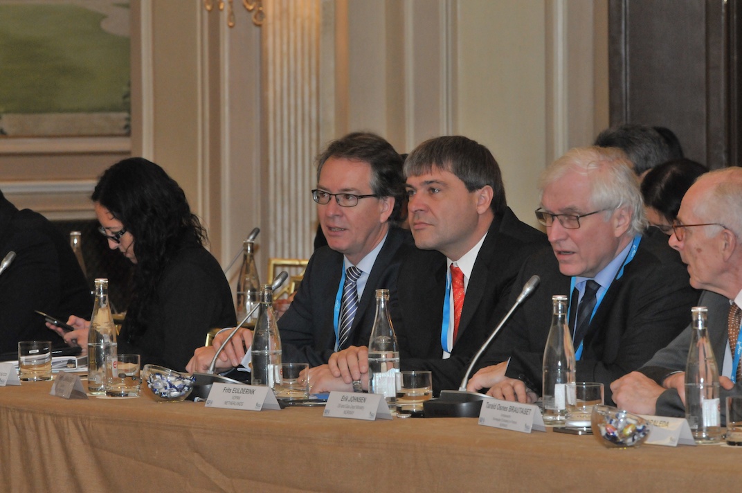 IEF IGU Ministerial Gas Forum  (184)  11 16 2012