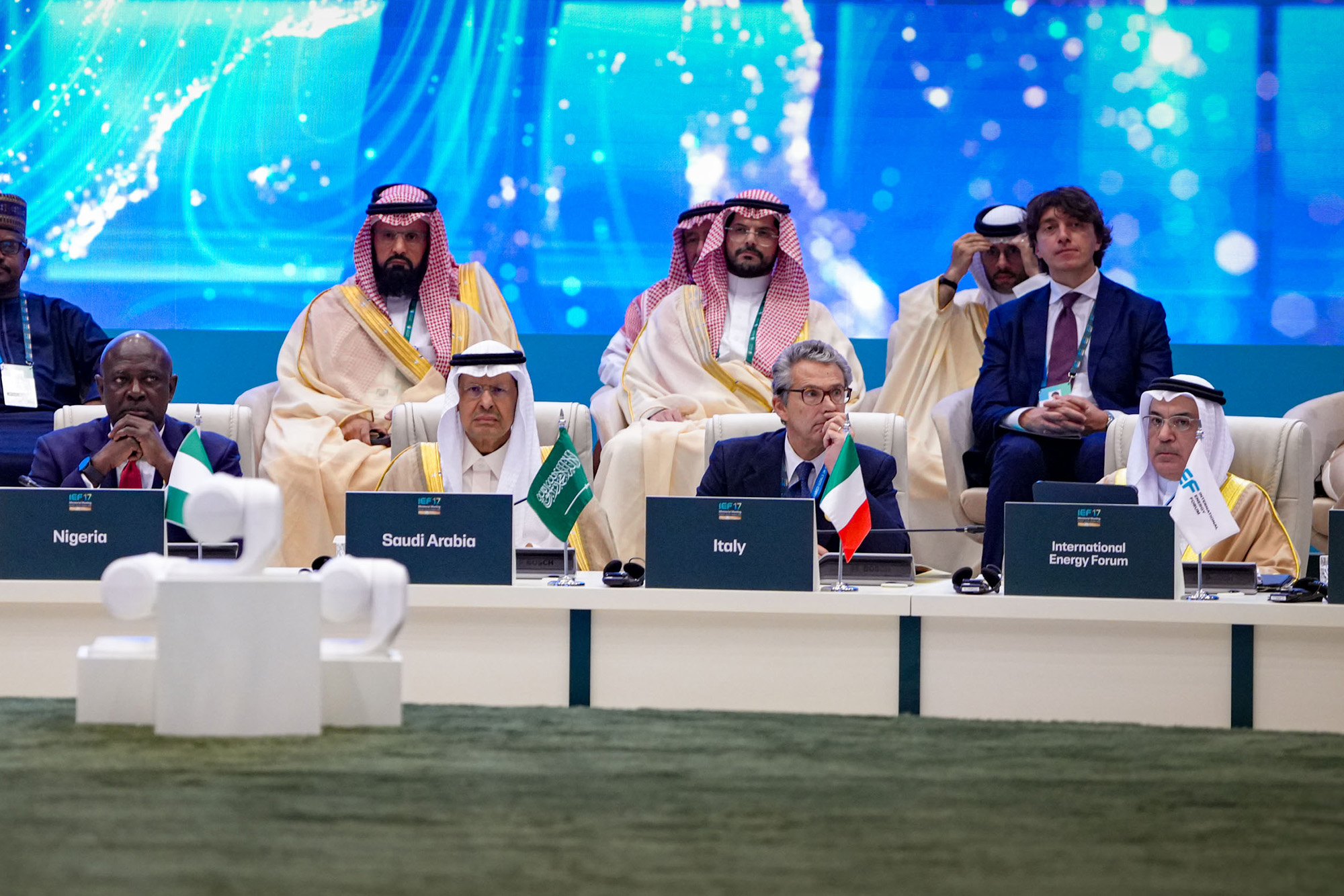 Ief17 Inaugration Sg Hrh Close Up
