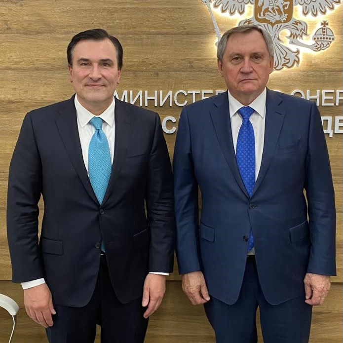 IEF SG Joseph McMonigle with Nikolay Shulginov, Minister of Energy, Russian Federation