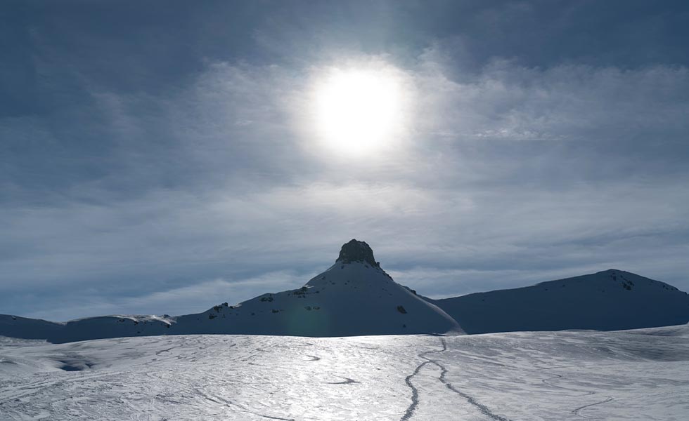 Snow reflecting sunlight (Albedo)