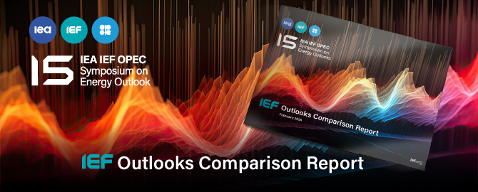 Outlooks Comparison Report 2025